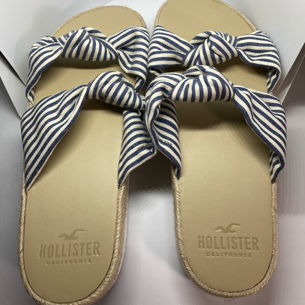 Hollister sandals size 9
